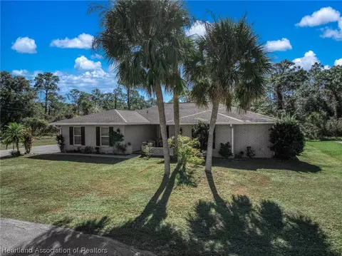 1931 Bambi Ct, Sebring, FL 33875