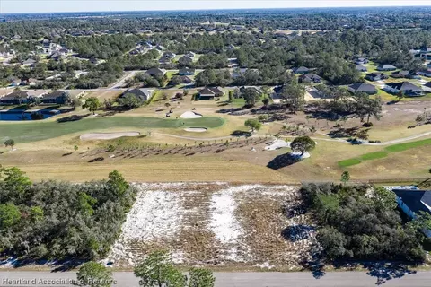 5221 Pebble Beach Dr, Sebring, FL 33872
