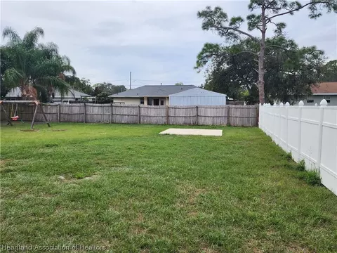 2729 King Dr, Sebring, FL 33870 photo 2