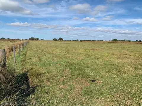 1009 Cattle Ranch Rd, Venus, FL 33960 photo 3
