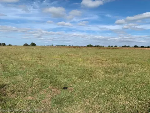 1009 Cattle Ranch Rd, Venus, FL 33960 photo 4