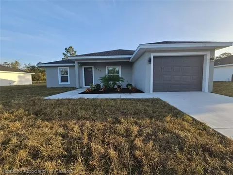 460 Flamingo Rd NE, Lake Placid, FL 33852