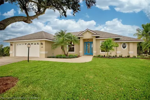 146 Mango Rd NE, Lake Placid, FL 33852