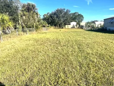 Old Orchard Avenue, Sebring, FL 33876
