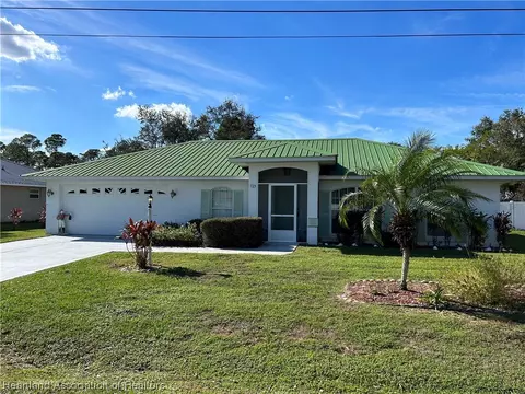 723 Citroen Dr, Sebring, FL 33872