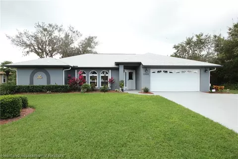 1901 Sunrise Dr, Sebring, FL 33872