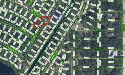 1030 W Venetian Dr, Sebring, FL 33875