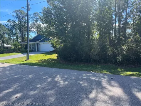 1821 Marigold Ave, Sebring, FL 33875 photo 2
