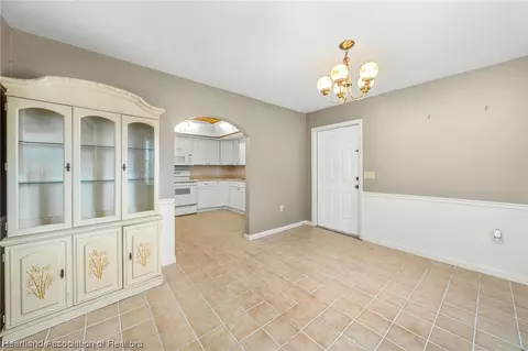 835 Shamrock Dr, Sebring, FL 33875 photo 8