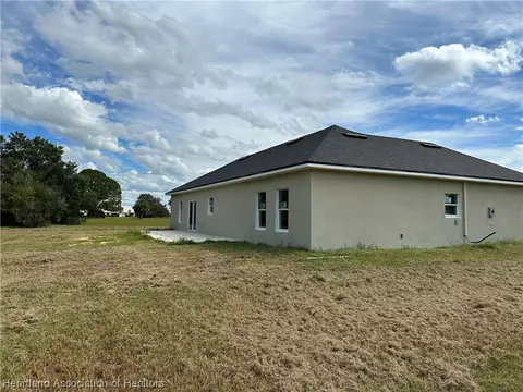 7101 Honeysuckle Dr, Sebring, FL 33876 photo 8