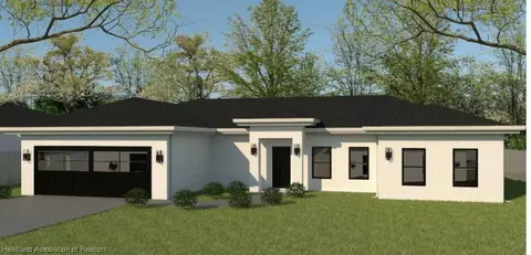 7101 Honeysuckle Dr, Sebring, FL 33876