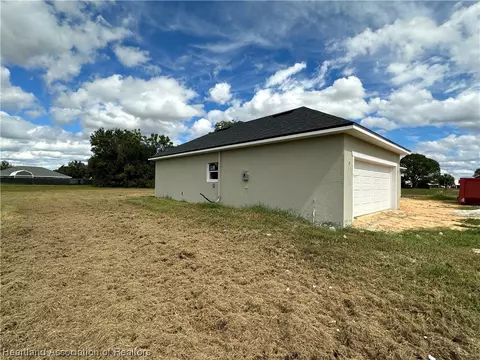 7101 Honeysuckle Dr, Sebring, FL 33876 photo 6