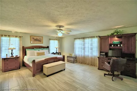Bedroom - 4515 Duffer Loop, Sebring, FL 33872 photo 3 of 3