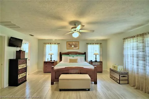 Bedroom - 4515 Duffer Loop, Sebring, FL 33872 photo 2 of 3