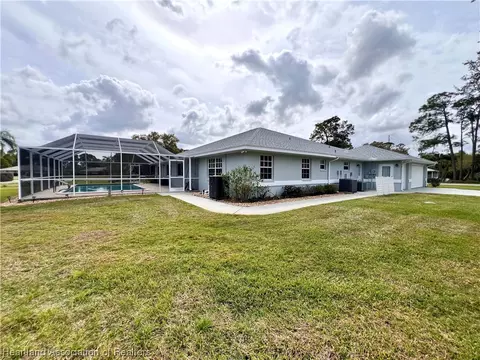 Exterior - 4515 Duffer Loop, Sebring, FL 33872 photo 6 of 10