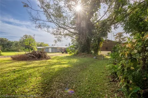 22 Peaceful Pl, Lorida, FL 33857 photo 13