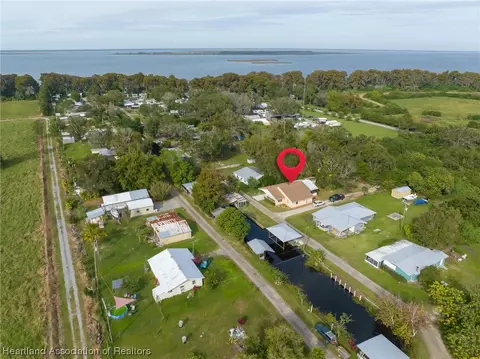 22 Peaceful Pl, Lorida, FL 33857 photo 2