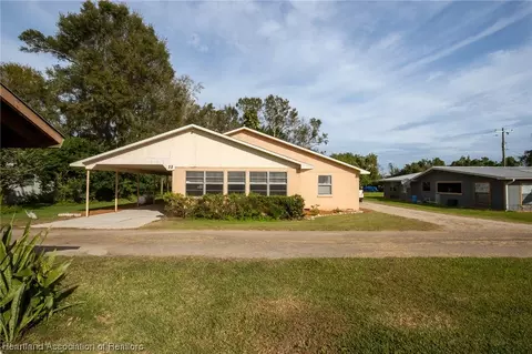22 Peaceful Pl, Lorida, FL 33857