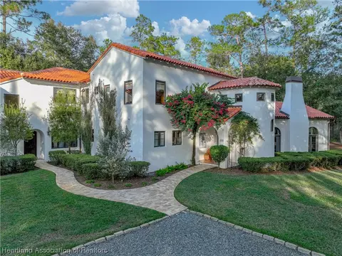 3830 Enchanted Oaks Ln, Sebring, FL 33875