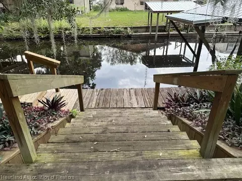 105 Morris Dr, Sebring, FL 33876 photo 8