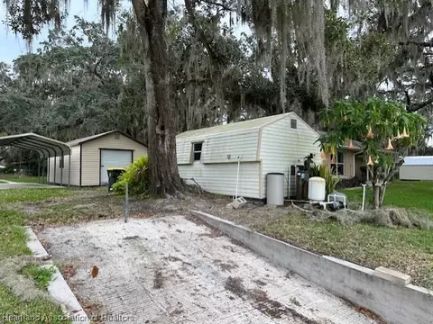 105 Morris Dr, Sebring, FL 33876 photo 12