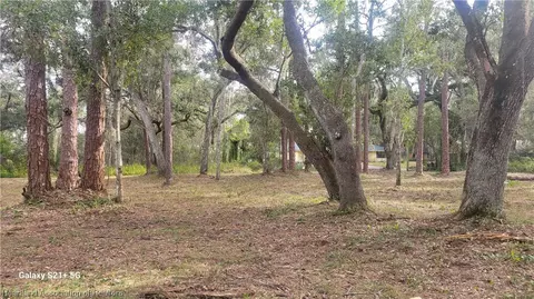 9401 Kingfisher Pl, Sebring, FL 33875 photo 2
