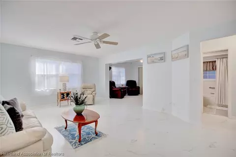 1637 Willow Run, Sebring, FL 33872 photo 9