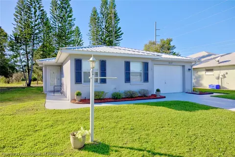 1637 Willow Run, Sebring, FL 33872 photo 4