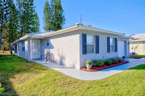 1637 Willow Run, Sebring, FL 33872 photo 3