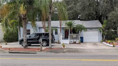 1341 Lakeview Dr, Sebring, FL 33870