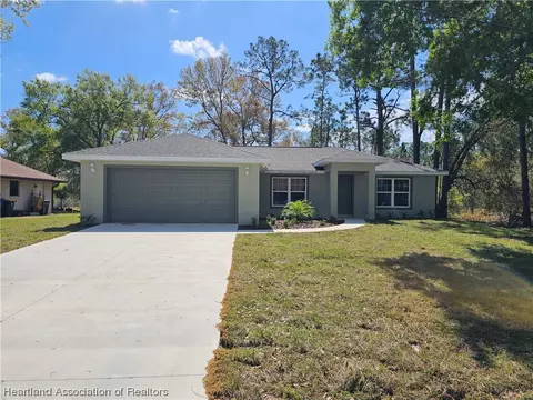 1613 Dozier Ave, Sebring, FL 33875