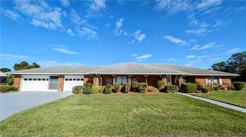 317 W Peabody Cir, Avon Park, FL 33825