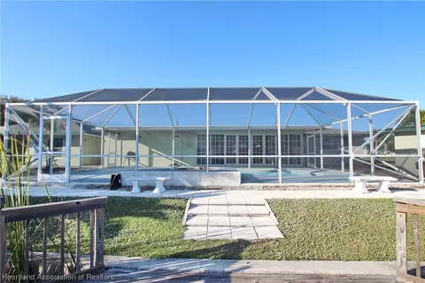 1030 Maple St, Okeechobee, FL 34974 photo 6