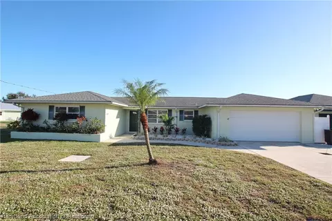 1030 Maple St, Okeechobee, FL 34974