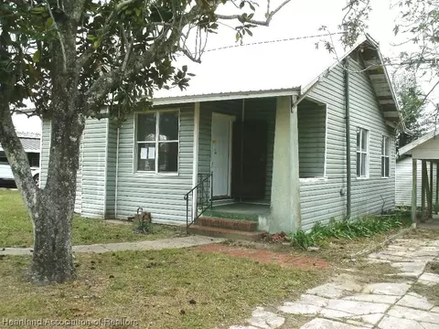 1216 Weigle Ave, Sebring, FL 33870