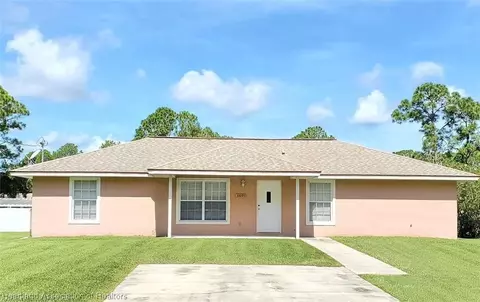 33093 Grand Prix Dr, Sebring, FL 33872