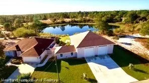 381 Sunshine Ave, Lake Placid, FL 33852