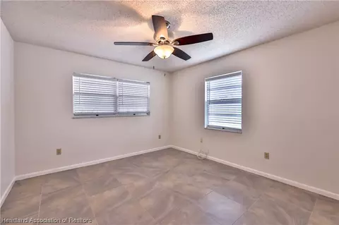 305 Eagle Ave, Sebring, FL 33870 photo 17