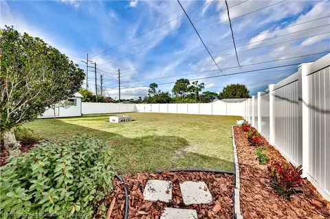 305 Eagle Ave, Sebring, FL 33870 photo 22