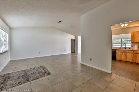 305 Eagle Ave, Sebring, FL 33870 photo 16