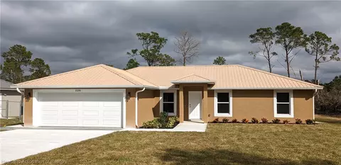 3235 Popinjay Ave, Lake Placid, FL 33852