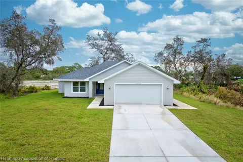 4020 Hedge Ave, Sebring, FL 33875