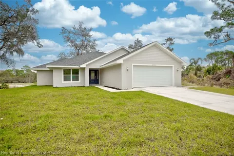 4020 Hedge Ave, Sebring, FL 33875 photo 3