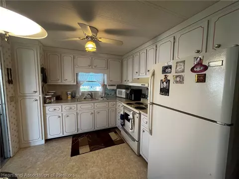 2748 Louis St, Sebring, FL 33872 photo 4