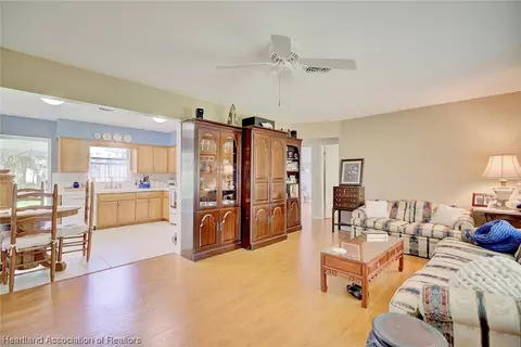 239 Quail Ave, Sebring, FL 33870 photo 4