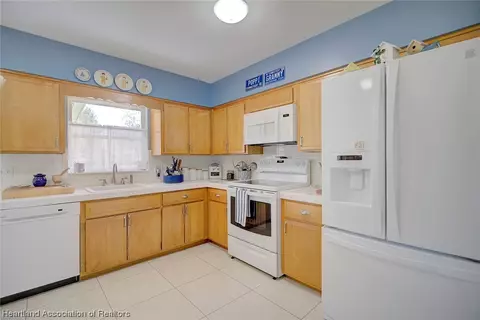 239 Quail Ave, Sebring, FL 33870 photo 9