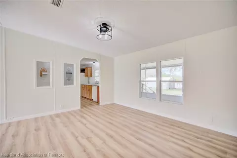 3132 Irish Dr, Lorida, FL 33857 photo 10