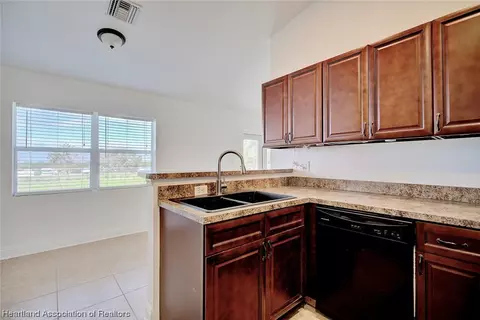 8011 Twitty Rd, Sebring, FL 33876 photo 11
