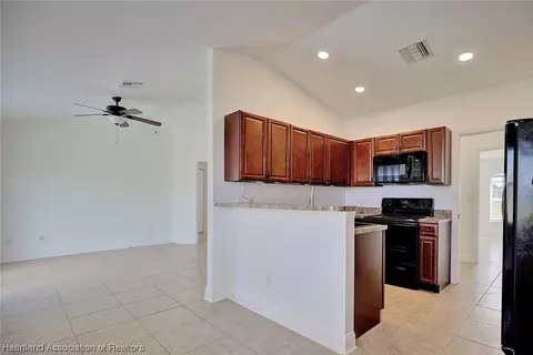 8011 Twitty Rd, Sebring, FL 33876 photo 9