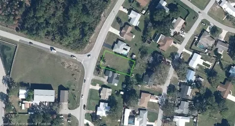 200 Memorial Dr, Sebring, FL 33870